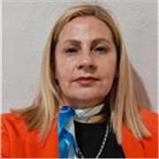 Profesora del área de lengua y literatura en linea