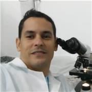 Monitor de Química Orgânica Básica e Biologia na Universidade, Professor de Violão em uma fundação Beneficente