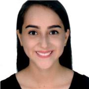 Profesora de lengua castellana que imparte clases a niños de todas las edades