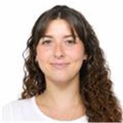 Soy una persona muy trabajadora y flexible. Me adapto a cualquier circunstancia siempre que pueda. Me gusta mucho mantener una relación cercana con mis alumnos para, de esta forma, concretar y resolver mejor las dudas que puedan surgirle, sin temor a ser