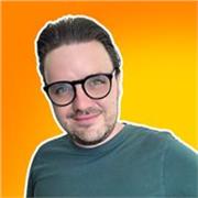 Professeur méthodique, expérimenté et patient. À votre service !