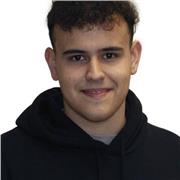 Estudiante de grado de Matemáticas da clases nivel ESO y Bachillerato