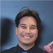 Soy profesor de primaria con un nivel de C1 en inglés y experiencia enseñando en academias hasta edades de la ESO y Bachillerato