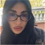 Laureata in Biologia, con Master di I livello in insegnamento di Matematica e Scienze 