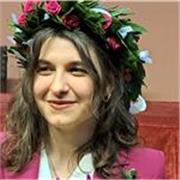 Laureata in Lettere presso Unibo e laureanda in scienze linguistiche presso Unibo impartisce lezioni private di Latino