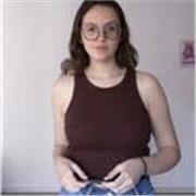 Profesora titulada en Historia del Arte, Fotografía y Publicidad, con más de 6 años de experiencia como directora de arte 