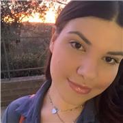 mi chiamo Angelica ho 18 anni e sono di Roma. Quest'anno ho conseguito il livello C1 in spagnolo e ho rappresentato il mio liceo in una competizione nazionale proprio su questa lingua