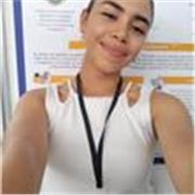 Profesora de apoyo escolar especializada en inglés y francés para niños con metodología pedagógica y dinámica