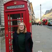 Chemielehrerin bietet Nachhilfe in Mathe und Chemie an