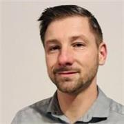 Maîtrisez l'outil informatique sans stress grâce à un accompagnement patient et ludique.