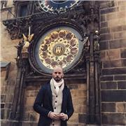 Professeur particulier donne cours de soutien en histoire, géographie, français, méthodologie, mais aussi commerce et management