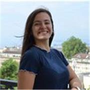 Soy una profesional apasionada, paciente y comunicativa, comprometida con enseñar a estudiantes de todo tipo de edades.