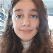 Lavoratrice all'estero impartisce ripetizioni di inglese, conversazione e aiuto compiti per ragazzi e bambini