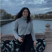 Estudiante de Derecho y criminogia, grauduade de bachillerato y baccàlaureat. Impartiria primaria, eso y francés.