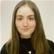 Soy una chica joven con conocimientos, puede dar clases para primaria, clases de inglés, me defino como trabajadora y resolutiva.