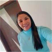 Soy María Cedeño, docente especialista y psicopedagoga. Ofrezco clases particulares y acompañamiento 100% en línea