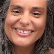 Profesora de español para extranjeros de todos los niveles. También preparo para el DELE.
