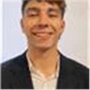 Profesor con un año de experiencia en un instituto y ahora ayudante en la universidad 