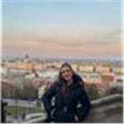 Profesora de primaria apta para todos los niveles.