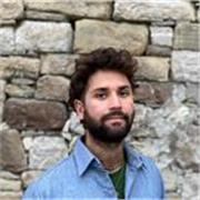 Insegnante poliglotta di lingue. Esperto in Italiano, Spagnolo, Inglese e Portoghese!