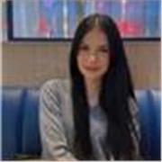 Soy Claudia, estudiante de un doble grado en Psicología. Imparto clases particulares a niños de Primaria y ESO, tanto de forma pre