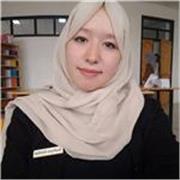 A friendly mentor making learning easy and enjoyable for everyone.