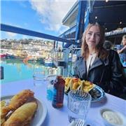 Qualified Teacher offering English Literature, English Language and/or Drama Tuition Online