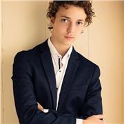 Clase de piano en inglés, español o francés