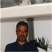 Ingegnere offre lezioni di inglese per bambini delle elementari 