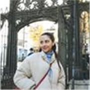 Hola mi nombre es Angela soy fotografa profesional, me especializo en la parte de comunicación visual y redes sociales, conmigo podrías aprender desde fotografía básica a como gestionar las redes sociales para una marca
