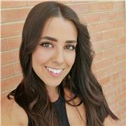 Disponibile per lezioni private di materie umanistiche e inglese online e in presenza per bambini e adulti.