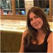 Maestra de Educación Primaria especializada en Lengua Extranjera Inglesa con nivel de C1.