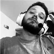 Ingeniero informático da clases de programación