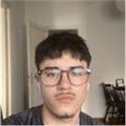 Entrenador de fútbol con experiencia, dinámico y con gran facilidad para conectar con niños/niñas