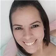 Licenciada en Educación con Especialización en Planificación y Evaluación imparte clases a niños de Educación infantil y Primaria