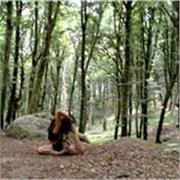 Offro Classi di Hatha Yoga per il Risveglio della Kundalini Private e di Gruppo. Offro cicli brevi di gestione dei conflitti.