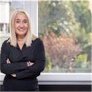 Profesora con amplia experiencia, especializada en niños y adolescentes