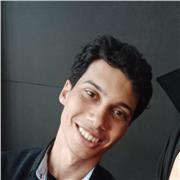 Aspiring computational-biology scientist who loves teaching and spreading knowledge to young people