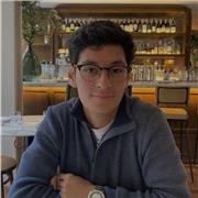 Estudiante de Relaciones Internacionales capacitado para dar clases de historia y ciencias políticas