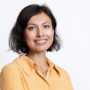 Experienced English language and communication coach working with young adults and business professionals 