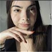 Profesora de escritura (lengua, latín, griego, historia…), puedo dar clases en mi casa y en la casa de la otra persona. 