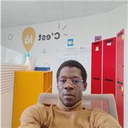 Fort de plus de 8 ans d’expérience dans la Vente, le Consulting je souhaite partager mon expérience dans l’enseignement