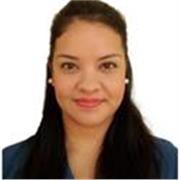 Cirujano dentista imparte clases desde los 15 años