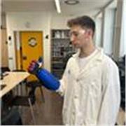 Profesor apto para cualquier tipo de asignaturas de todos los niveles.