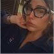 Bachelière littéraire actuellement bac + 3 donne des cours de français.