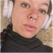 Tengo licenciatura en artes especializada en fotografía, fui profesora de historia de arte en una licenciatura de diseño grafico