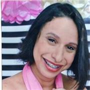 Professora de História e pós graduada, e licenciada par Artes Visuais com mais de 15 anos de experiência, 