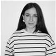 Neolaureata in Ingegneria, amo la matematica da quando sono nata e mi reputo una ragazza molto paziente. Vi aspetto online!