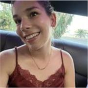 Hola! Soy Laura! Me ofrezco para dar clases particulares de catalán y castellano a nivel nativo. Poseo amplia experiencia en la enseñanza de clases particulares tanto a niños como adultos. 