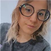 Profesora para impartir clases de español en remoto
